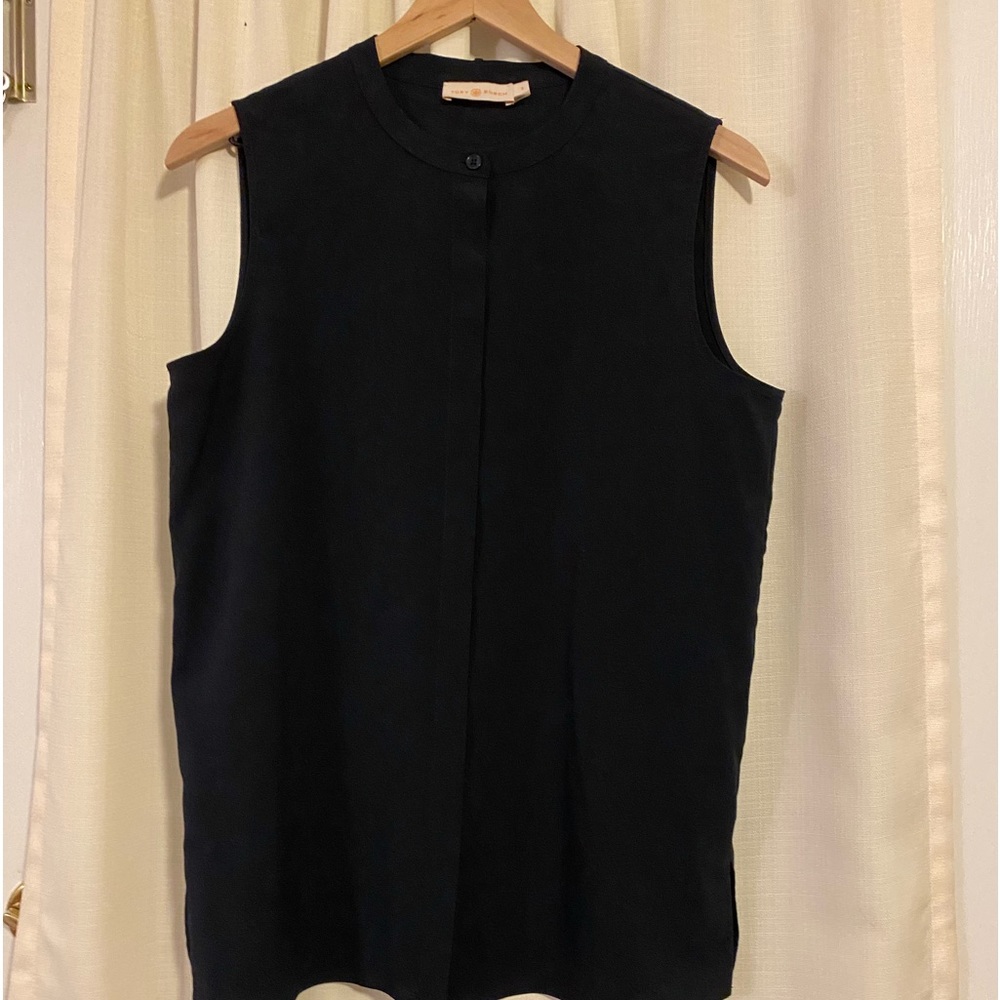Beautiful Tory Burch Navy Sleeveless Blouse Size 8
